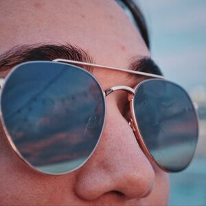AVIATOR NWT Polarized Dark Sunglasses Foster Grant Black Silver